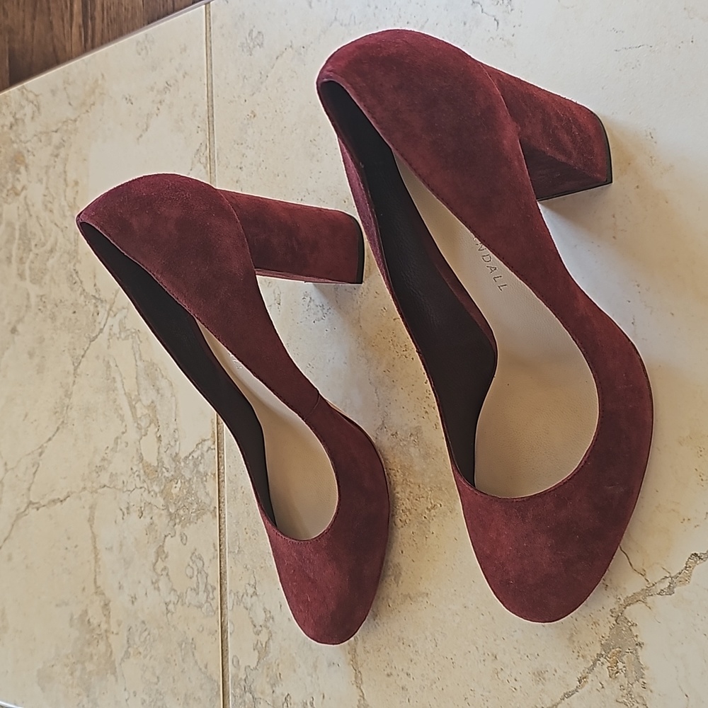 Loeffler Randal ladies suede burgundy heels . Size 8.
